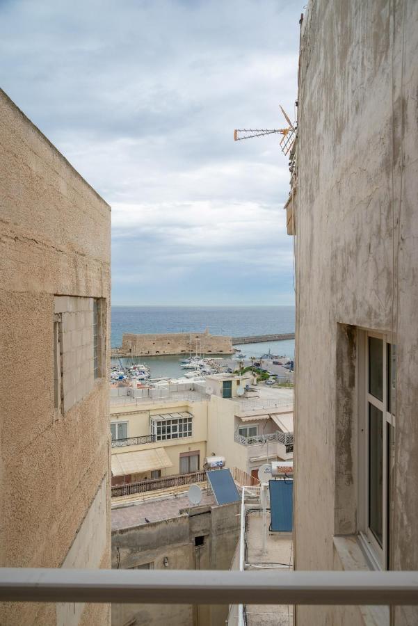 Penthouse Apartment In Downtown With Seaview Ираклио Екстериор снимка