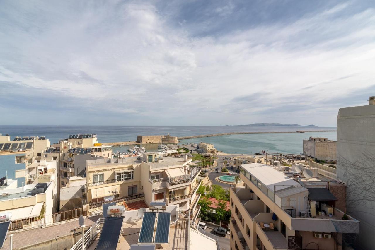 Penthouse Apartment In Downtown With Seaview Ираклио Екстериор снимка